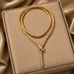 VenomGlow Diamond Necklace