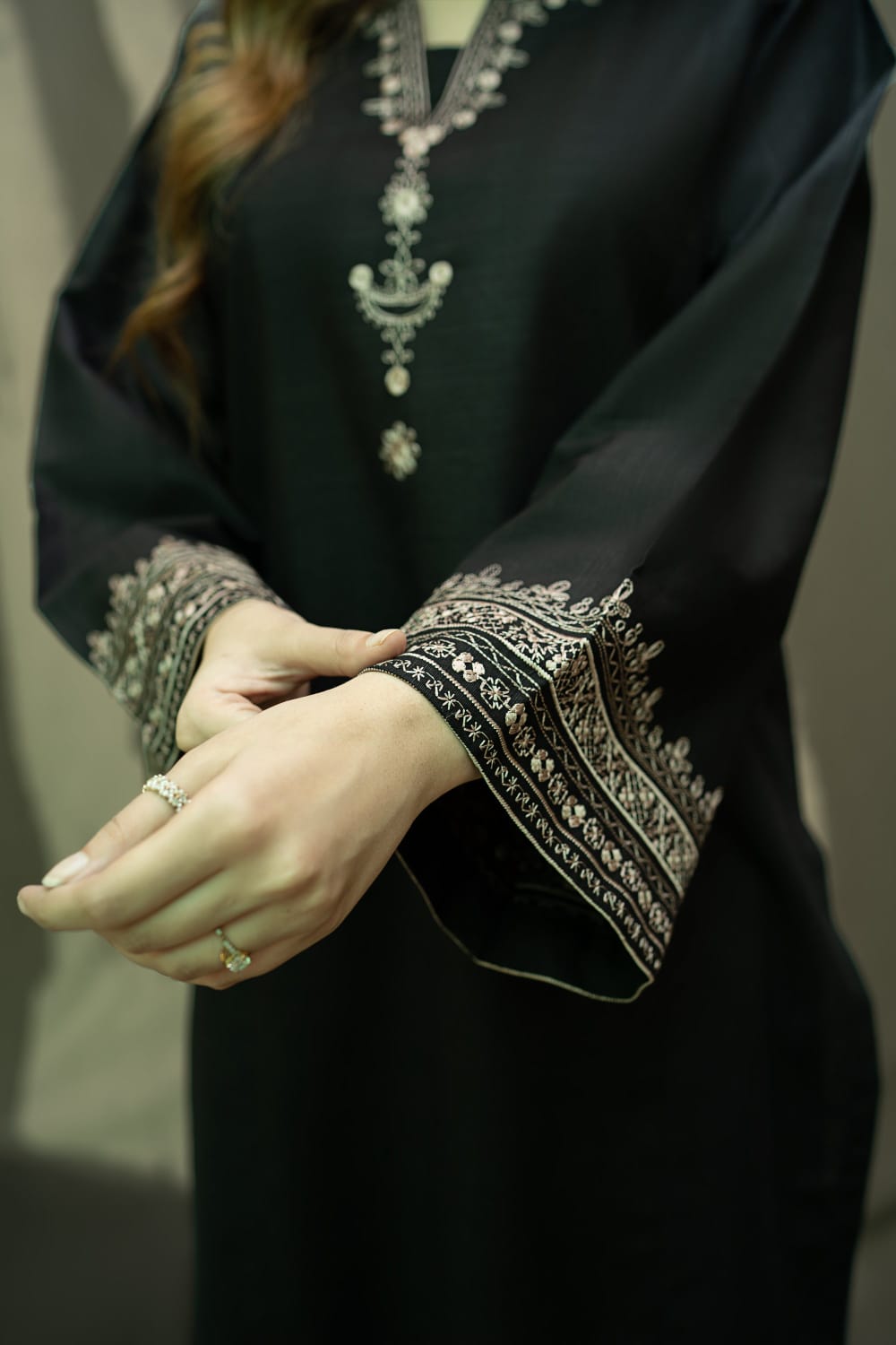 Black Iris 2- PIECE
