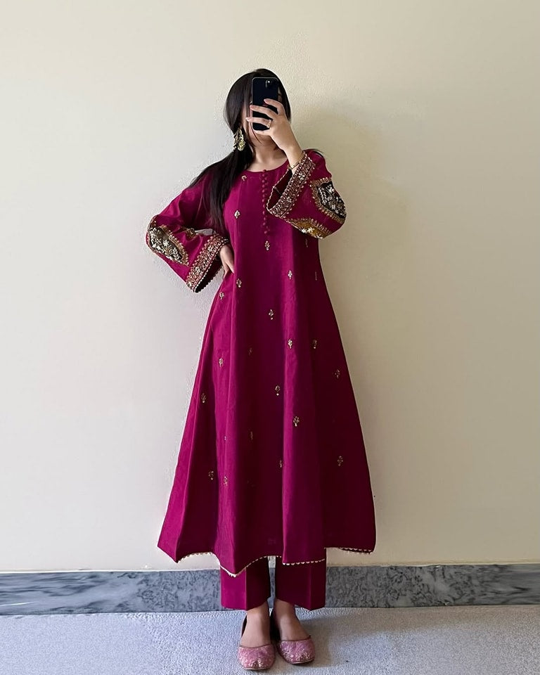 Zincorus 2- Pc Embroidered