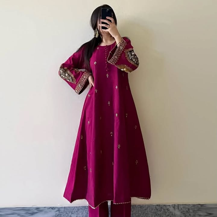 Zincorus 2- Pc Embroidered